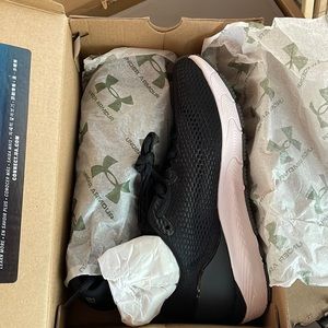 Brand New Under Armor Hovr Sonic shoes